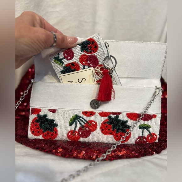 🍓🍒VIRAL SOL and MER Beaded Flap Cherry & Strawberry Clutch & Coin Pouch🍓🍒NWT - Picture 16 of 17